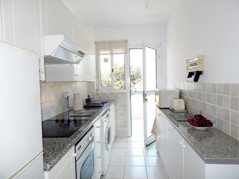 Apartment Iris Village Kato Paphos Exterior foto